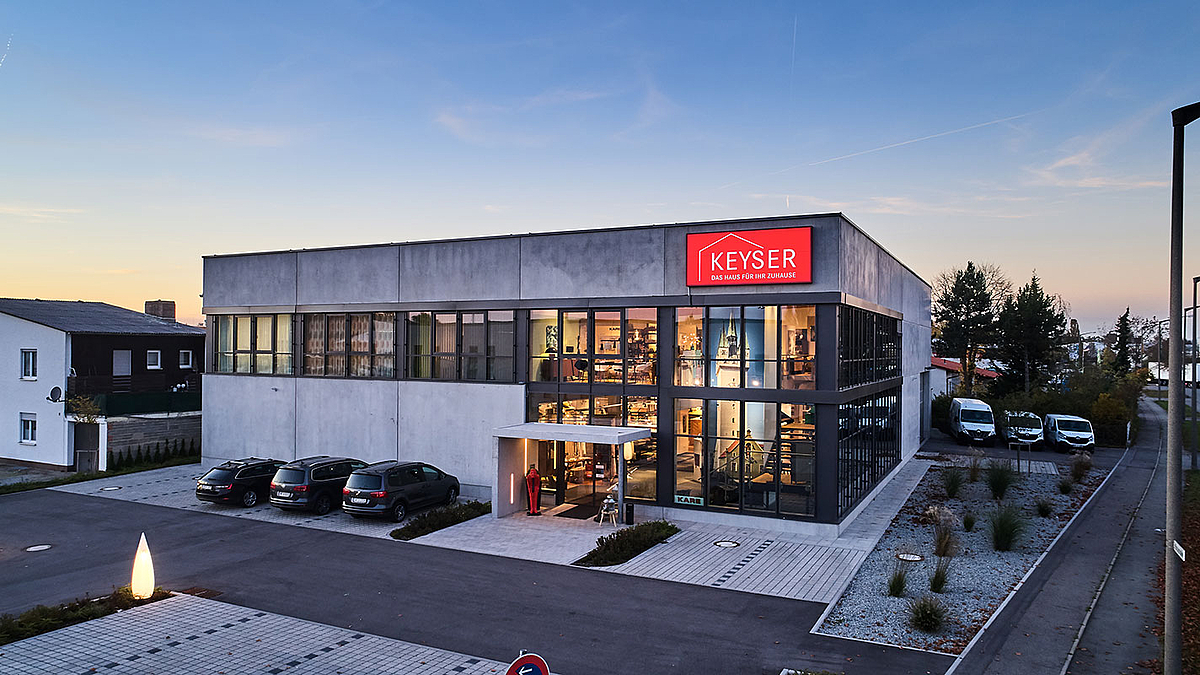 Neubau eines Lager- und Ausstellungsgebäudes für Keyser Raumausstatter in Straubing